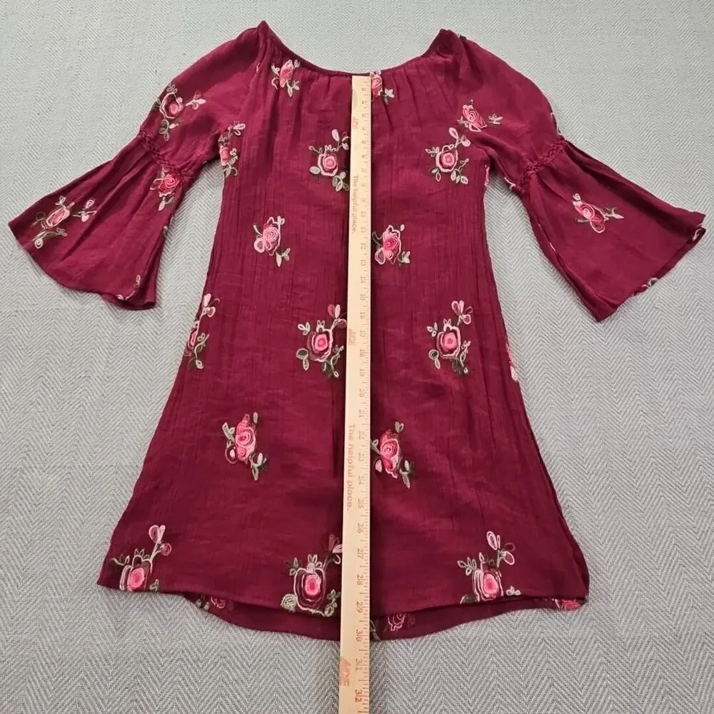 Fig and Flower Women's Medium Red Smock With Rose Embroidery Ruffled Sleeves EUC